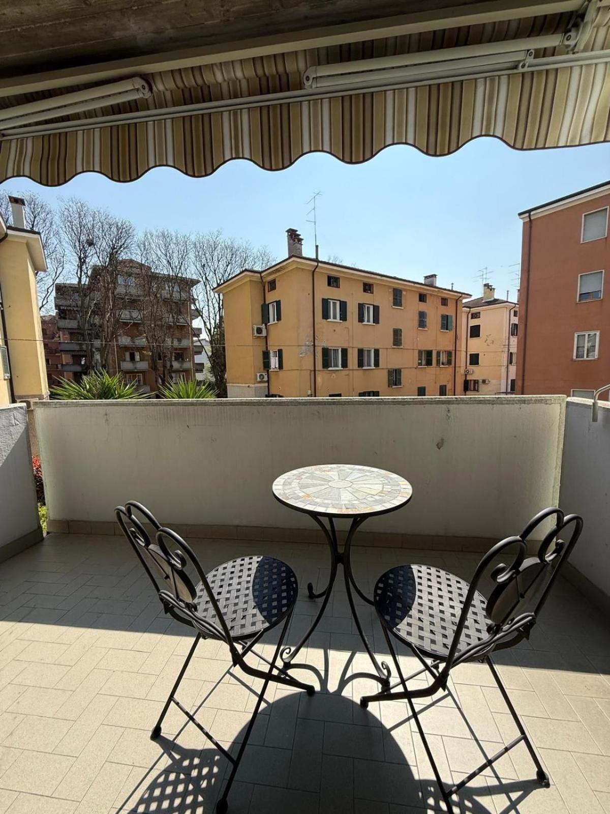 Appartamento Rife House - 10 Min Da Fiera & Wi-fi Verona